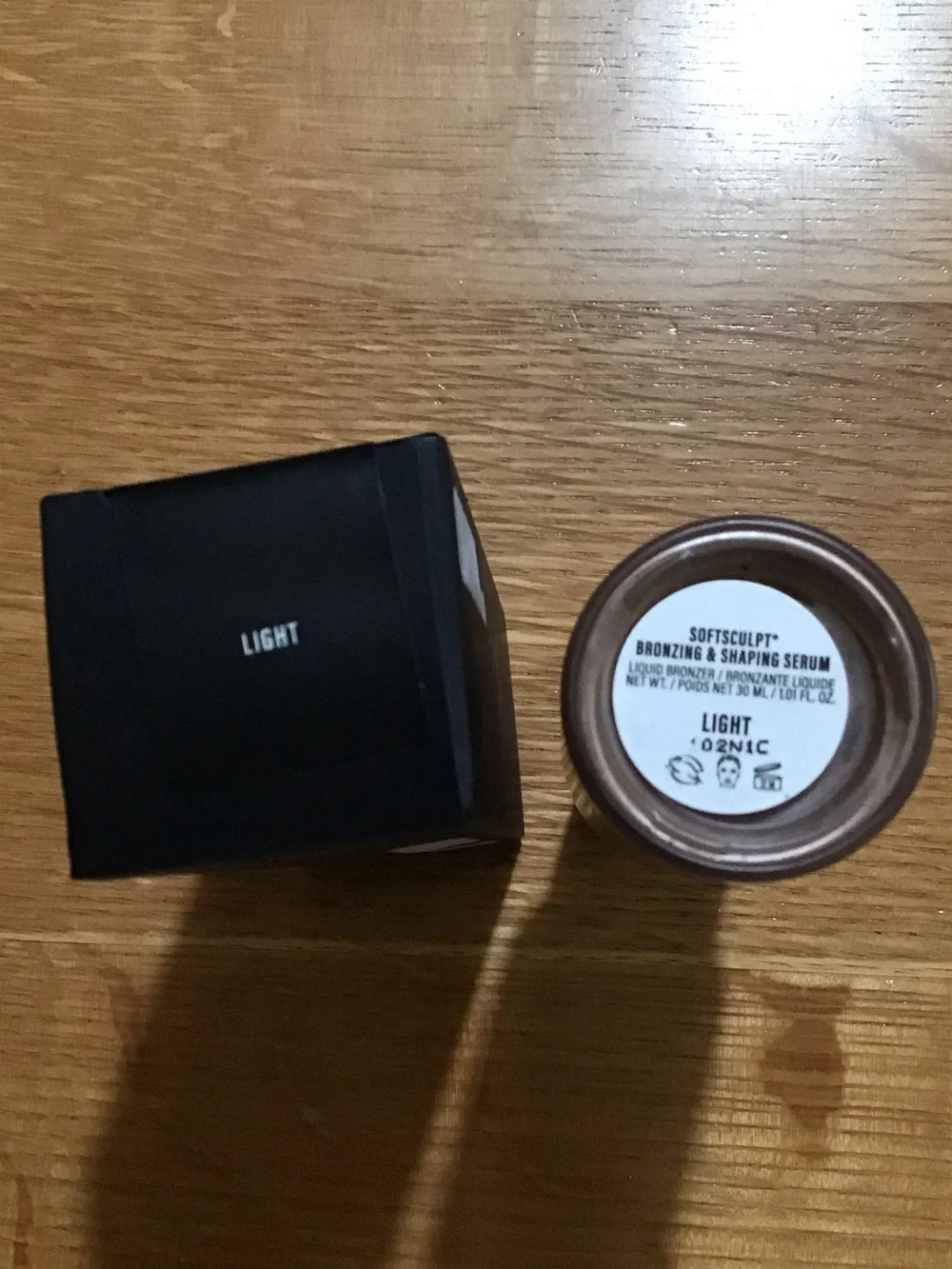 Makeup By Mario SoftSculpt Bronzing & Shaping Serum in Light
